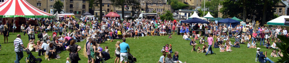 Barrowford_LifeStyle_2015-Crowd_928x203.jpg